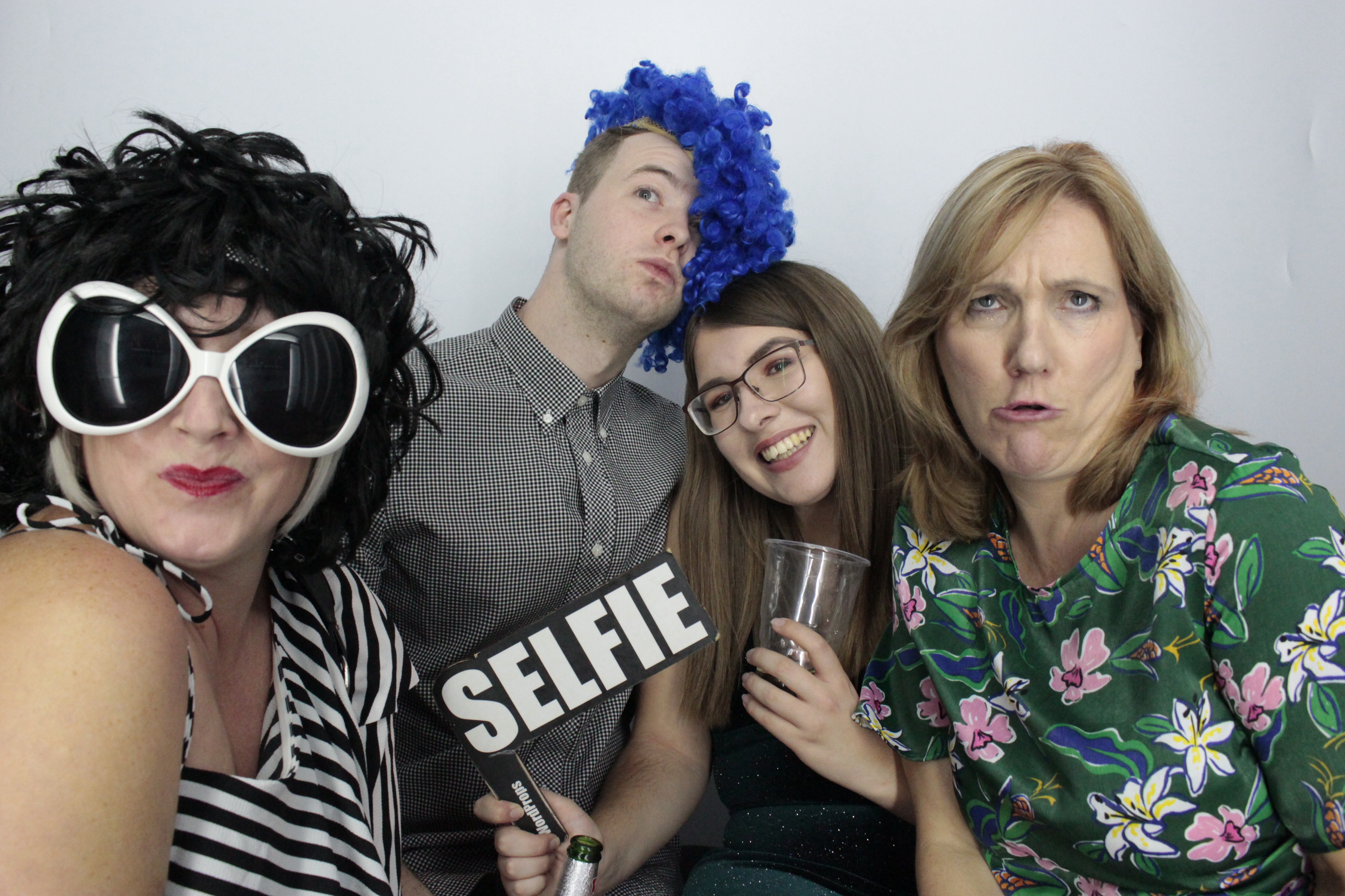 Sinead Byng 50th Birthday Party | View more photos from the event at gallery.myphotoboothexperience.co.uk/u/MyPhotoBoothExperienceLtd/Sinead-Byng-50th-Birthday-Party